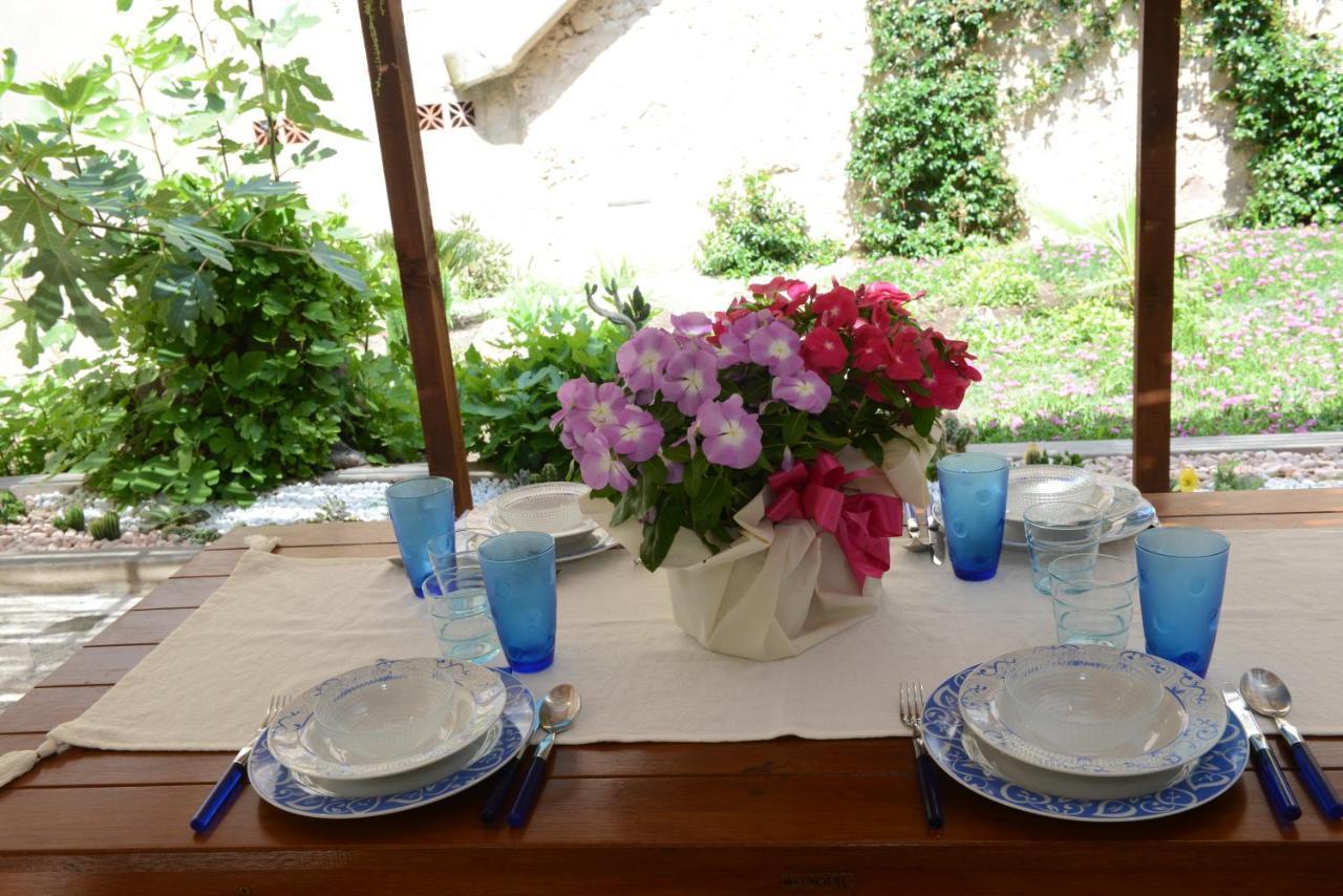 Old Town Secret Garden Apartment Alghero Exterior photo