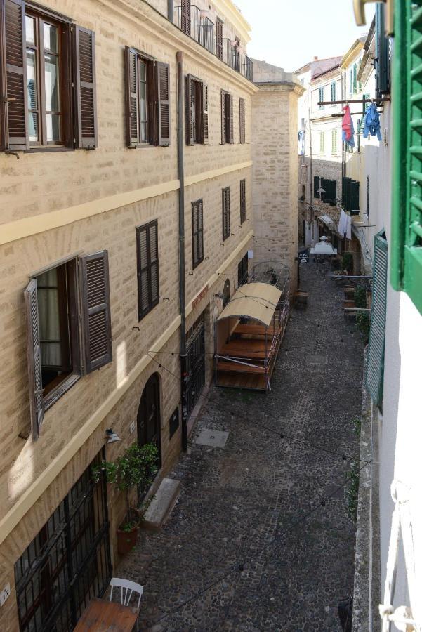 Old Town Secret Garden Apartment Alghero Exterior photo